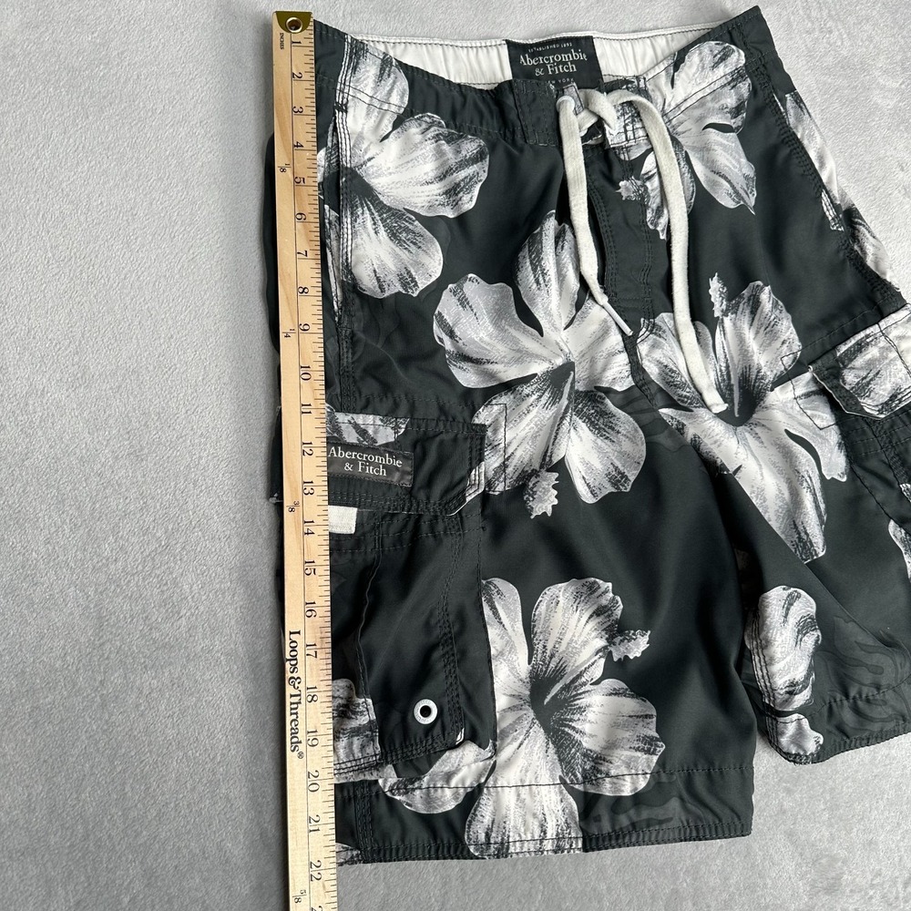 Abercrombie & Fitch Swim Shorts Mens Medium Floral Gray Board Shorts Casual - Picture 10 of 12